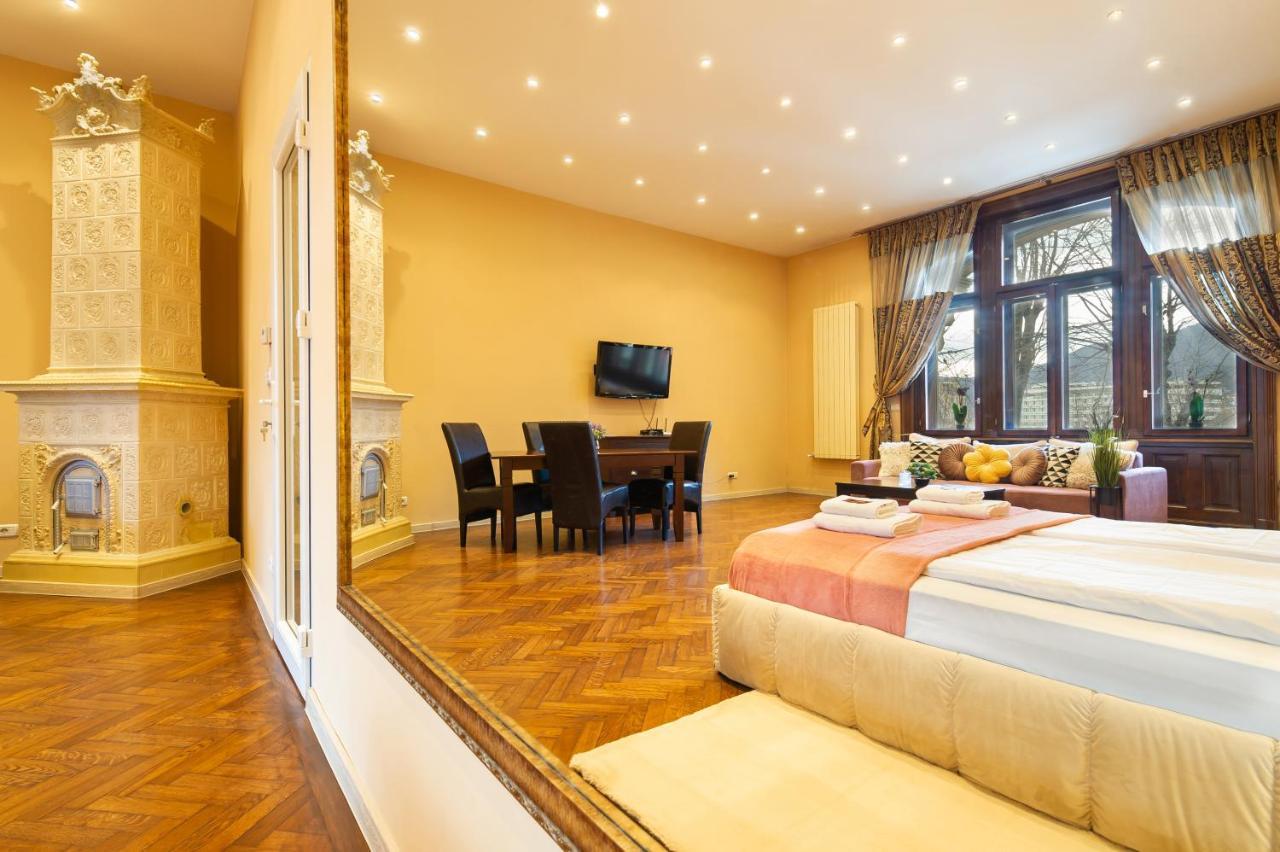 Central Park Residence Brasov Bagian luar foto