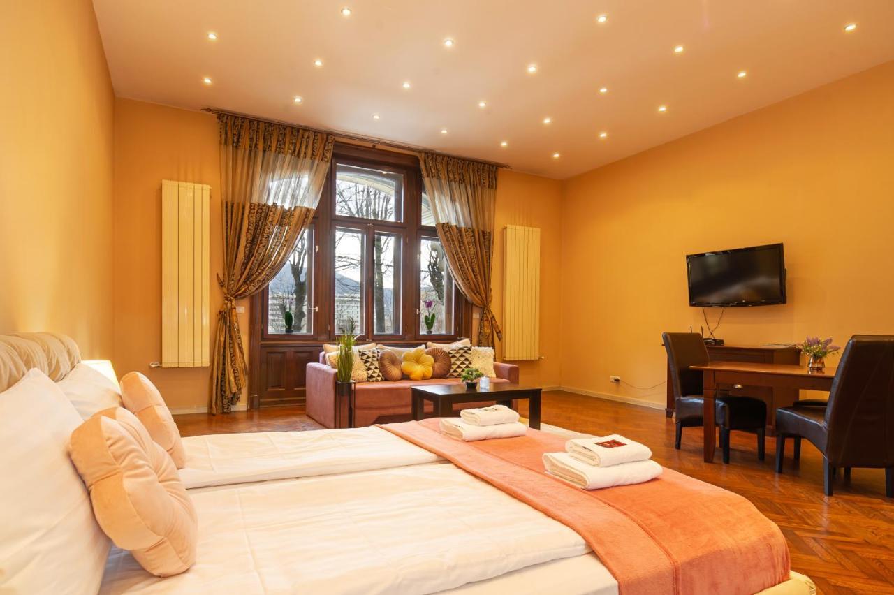 Central Park Residence Brasov Bagian luar foto
